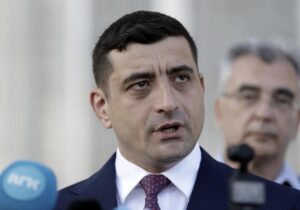 El prorruso Simion gana la primera vuelta de las elecciones en Rumanía, según los sondeos a pie de urna