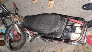Un muerto y un herido en El Aguacate al chocar dos motocicletas