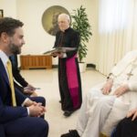 Vance considera «una señal divina» que se viese con el Papa un día antes de morir