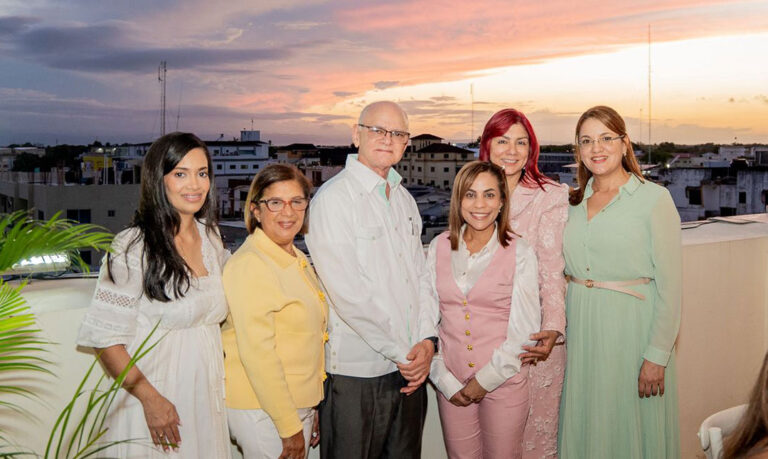 Laboratorio Dr. Herrera Khoury celebra Día del Bioanalista con cena-conferencia en San Francisco de Macorís