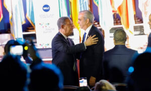 El inesperado abrazo entre Abinader y Leonel