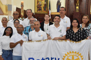 Club Rotario San Francisco Quita Espuela celebra sus 30 años con misa en la Catedral Santa Ana