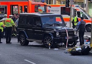 La Policía confirma la muerte de una de las víctimas del atropello masivo de Stuttgart