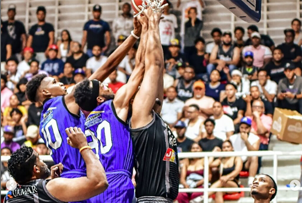 Los Rieles empatan la serie final del Torneo Barrial 2025 y fuerzan un decisivo quinto partido