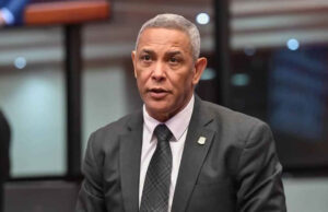 Senador Franklin Romero apoya a Faride Raful y exige respeto ante campaña de descrédito