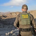 De patrulla por la frontera del 'sheriff' Trump con México