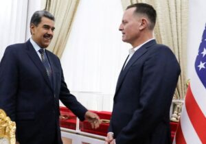 Venezuela libera a un exmilitar estadounidense tras seis meses de detención arbitraria