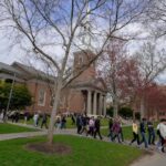 El Departamento de Educación de EE.UU. suspende las ayudas a la investigación a la Universidad de Harvard
