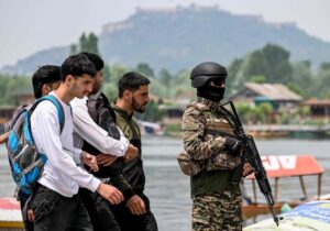 La India bombardea nueve enclaves de la región paquistaní de Cachemira