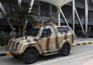 India culpa a Pakistán del ataque con drones en un aeropuerto de Cachemira