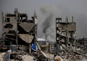Israel y Hamás retoman las negociaciones tras el inicio de una operación militar a gran escala en Gaza