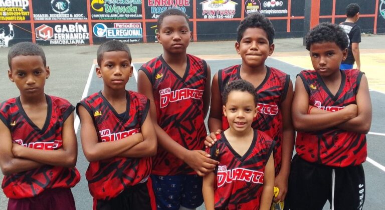 Club Juan Pablo Duarte vence a Madeja continuación torneo mini baloncesto provincial
