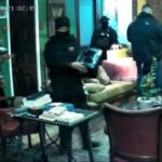 Agentes chavistas allanan la vivienda de una de los opositores liberados de la Embajada argentina en Caracas
