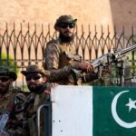 Mueren cinco personas, incluidos tres niños, en un atentado contra un autobús escolar en Pakistán