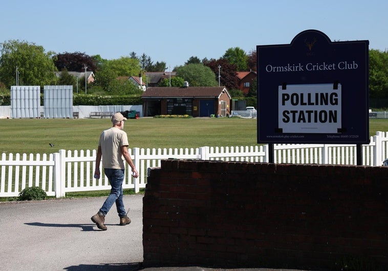 Inglaterra elige alcaldes y concejales en el primer test en las urnas para Starmer