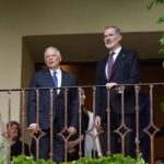 El Rey entrega el Premio Europeo Carlos V a Josep Borrell en el monasterio de Yuste