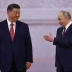 Xi Jinping visita a Putin y le promete ayuda contra el «acoso hegemónico» para crear un nuevo orden global