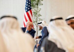 Trump sella alianzas millonarias en Oriente Próximo y expande allí el imperio familiar