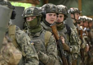 Kiev detiene a dos ucranianos acusados de realizar labores de espionaje para Hungría