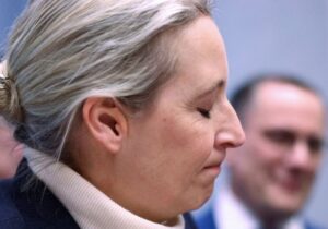 El servicio secreto alemán declara a la ultraderecha de AfD «contraria a la Constitución» y abre la puerta a ilegalizarla