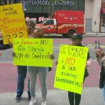 Acción Rápida piquetea en NYC Feria Inmobiliaria vino de la RD; dicen seguirán en la calle