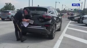 Autoridades NYC imponen 3,300 multas por uso de placas fantasmas en apenas 9 días