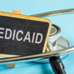 Nuevos requisitos para el Medicaid y al Programa SNAPS; dominicanos se afectarán