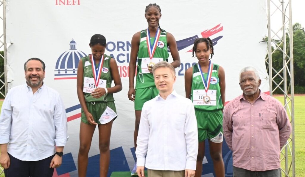 Zona Este se corona campeona Nacional Atletismo Escolar INEFI 2025