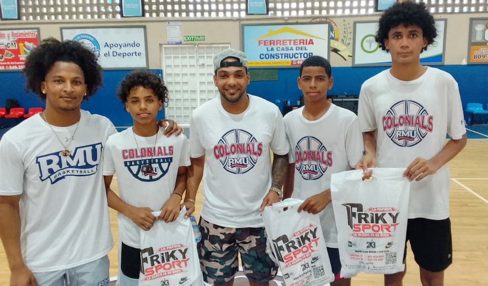 Celebran exitosamente segundo mini campamento Basketball training Albert Vargas