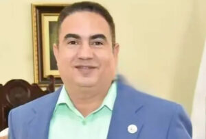 Alejandro Matos renuncia al PLD tras más de 30 años de militancia