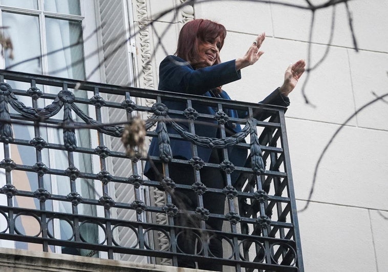 ¿Privilegio indebido? La fiscalía insiste en trasladar a Cristina Kirchner a prisión