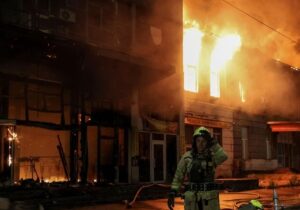 Rusia afirma que el devastador bombardeo contra Ucrania es su «respuesta» a los ataques «terroristas» de Kiev