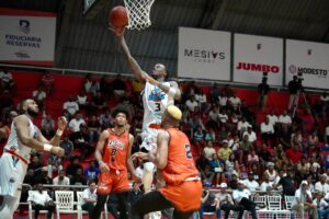 Los Titanes ganan segundo en línea al vencer a Cañeros en fase eliminación LNB
