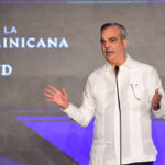 Presidente Abinader advierte que funcionarios no podrán hacer campaña o tendrán que renunciar