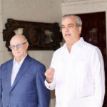 Abinader resalta consenso nacional ante crisis haitiana tras reunión con Hipólito Mejía y equipos técnicos