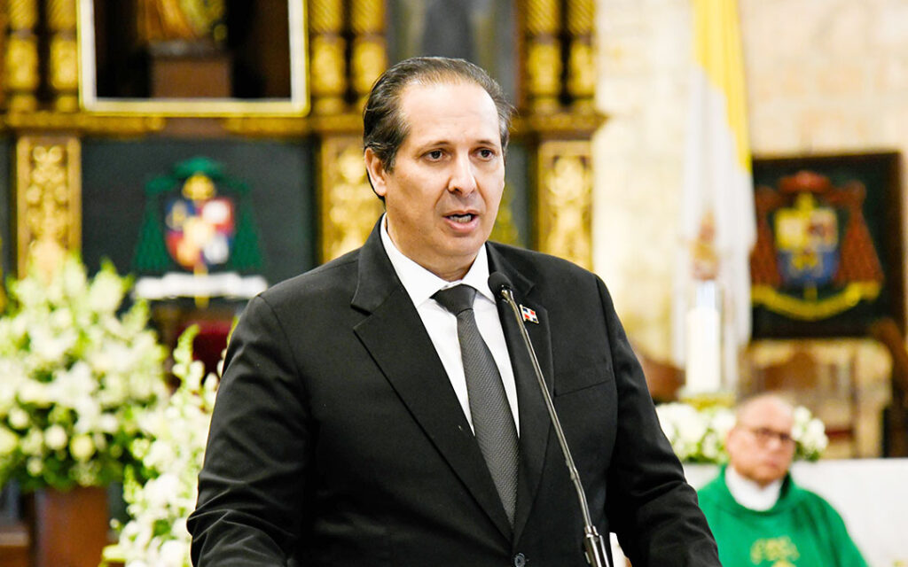 Víctor Atallah: “Hoy reafirmamos nuestro compromiso de fortalecer un sistema de salud centrado en las personas”
