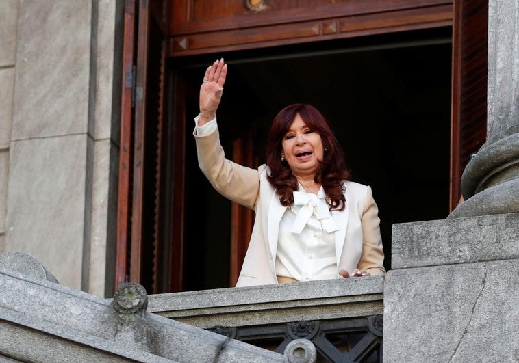 La Justicia argentina exige a Cristina Kirchner y otros condenados a devolver más de 500 millones de dólares