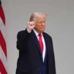 El Supremo de EE.UU. da luz verde a los despidos masivos de funcionarios de Trump