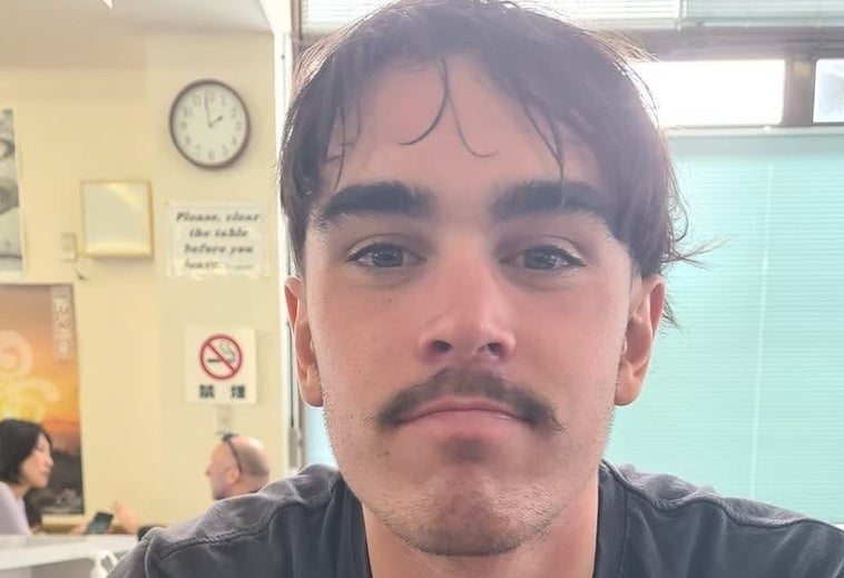 «Un milagro entre un millón»: rescatan a un surfista que se refugió en una isla deshabitada en Australia