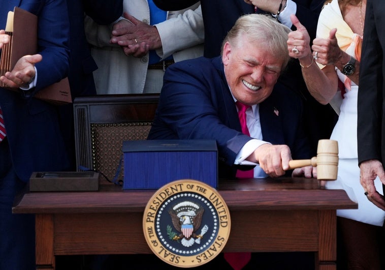 Palo y zanahoria: las tretas de Trump para conseguir su gran ley fiscal